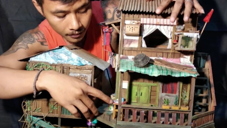 Nhoda Muñoz miniature art