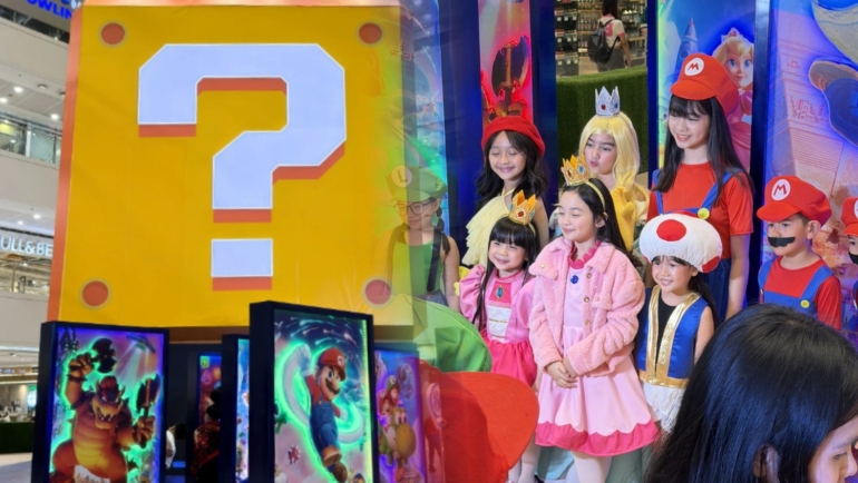 Super Mario Mystery Box