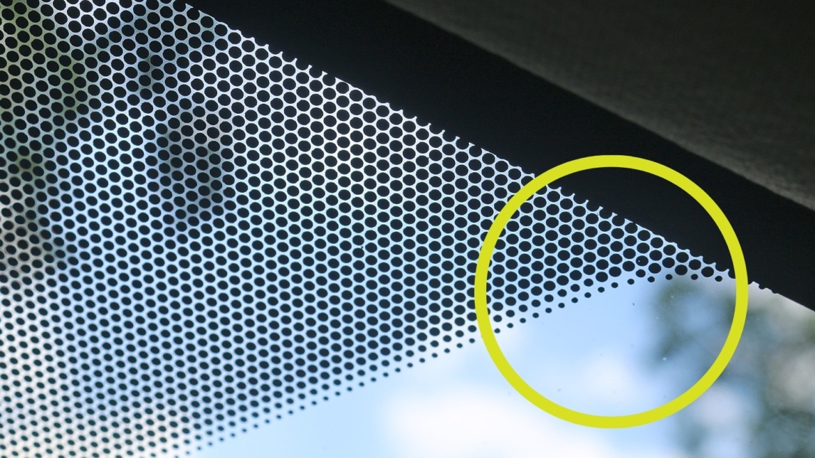 windshield black dots