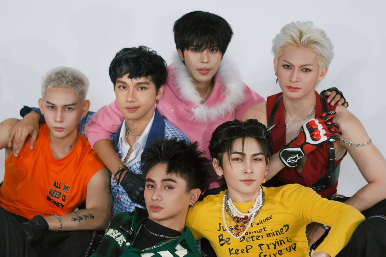 6ENSE P-pop group