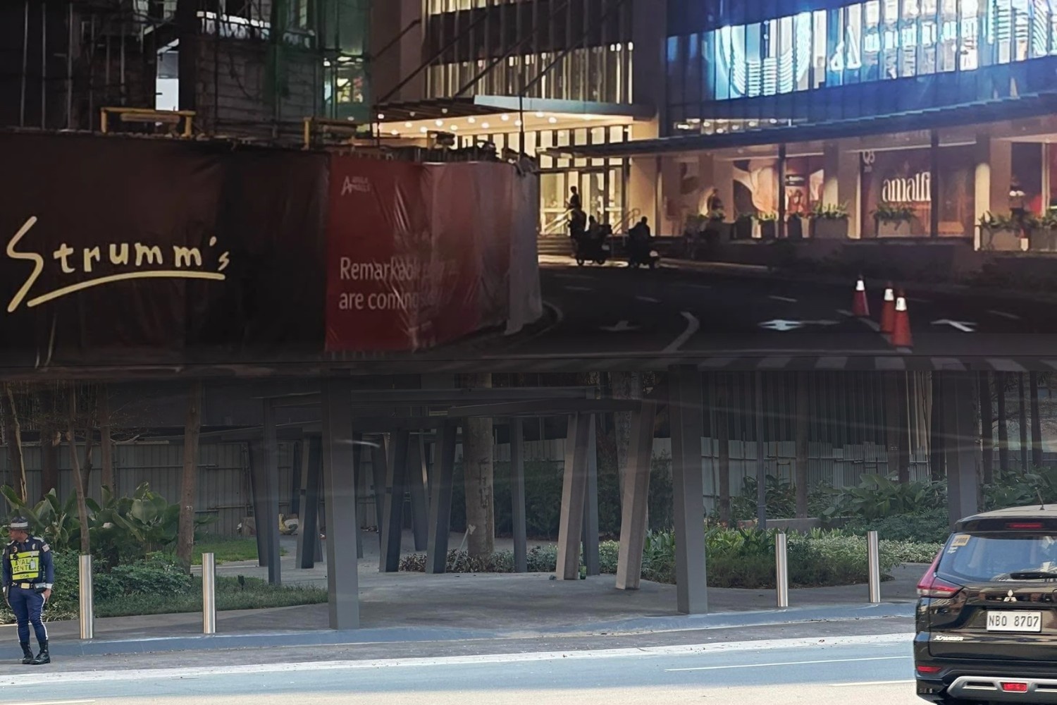 Strumm’s Makati reopens
