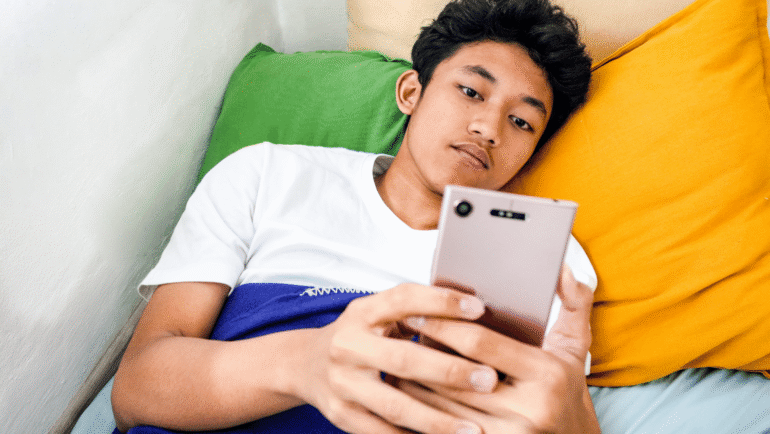 free emotional support via Messenger