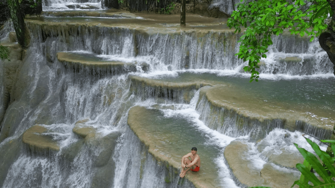 Kaparkan Falls