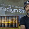 Kirby Roxas creates paintings that change as viewers move
