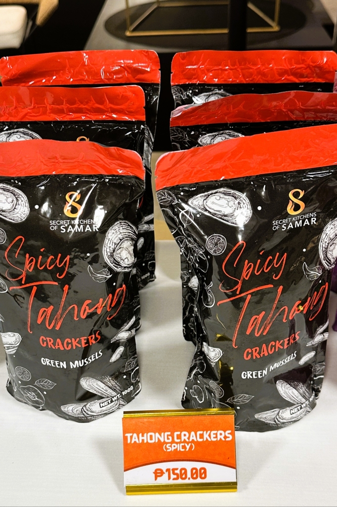 Spicy tahong crackers